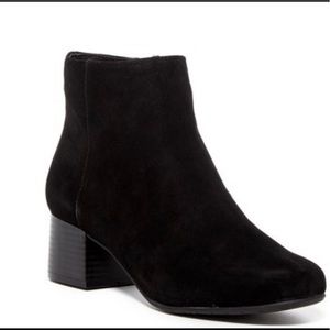 Kenneth Cole Reaction
Road Stop Suede Ankle Boot